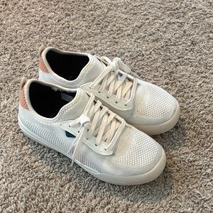 Vessi - Women's Weekend - Light Songbird/Shimmer - size 8